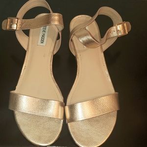 Steve Madden Rose God Sandal